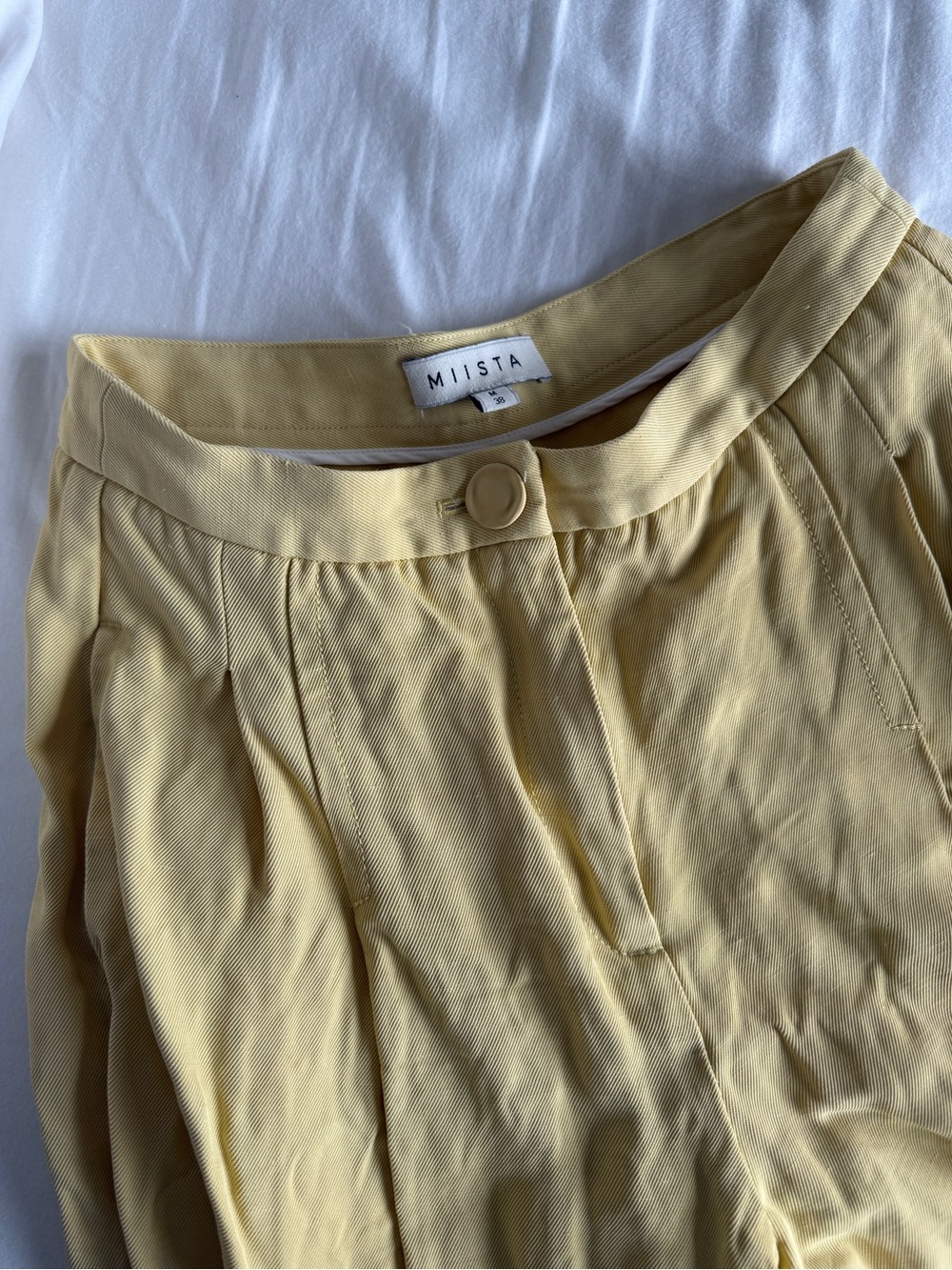 Miista Pale Yellow Pleated High-Waist Trousers